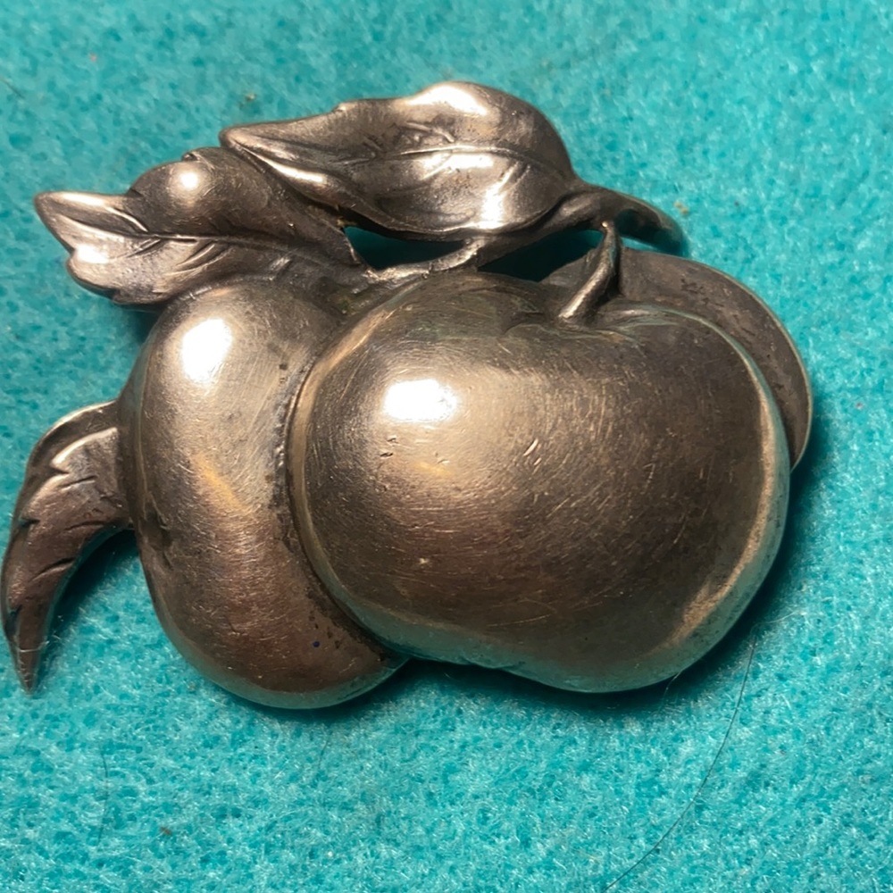 Sterling silver vintage Cini apple fruit brooch